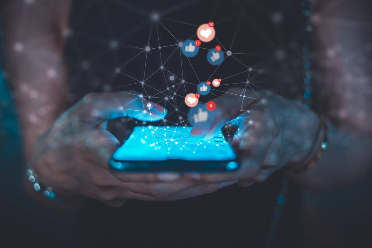 social media, marketing, digitally generated image, engagement